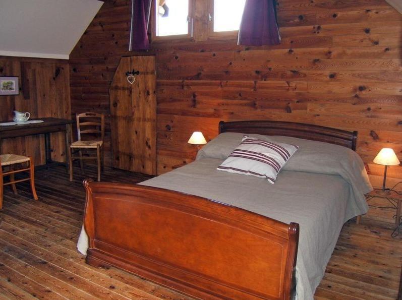Bed and Breakfast Ferme De La Cacheterie, Fleury-la-Forêt Zewnętrze zdjęcie