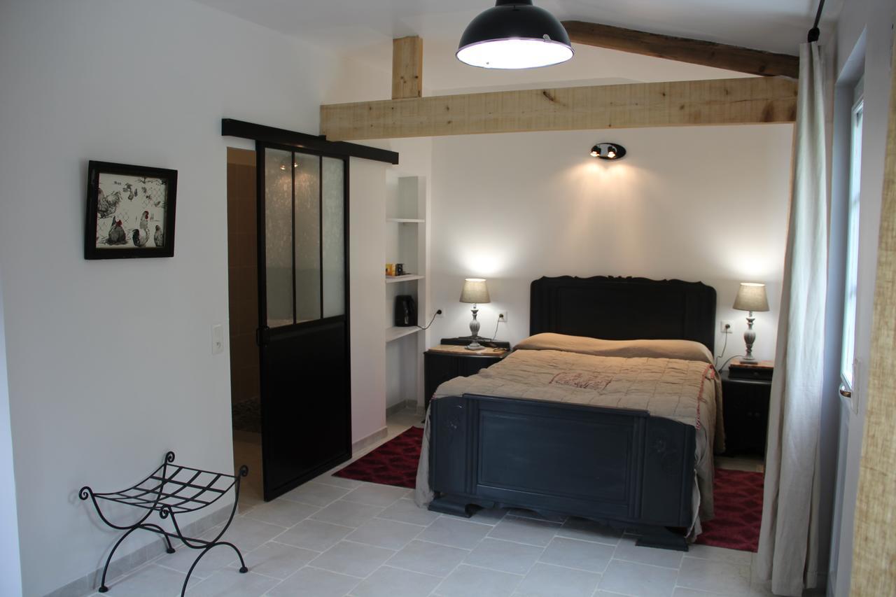 Bed and Breakfast Ferme De La Cacheterie, Fleury-la-Forêt Zewnętrze zdjęcie